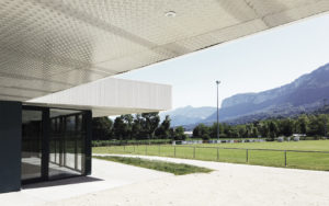 Construction Vestiaire/Club House Rugby - St Laurent du Pont (38) - 1